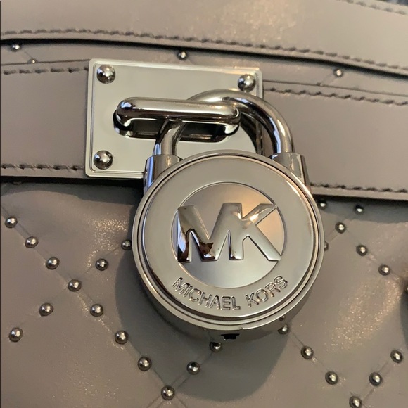 Michael Kors East West Hamilton Large Tote - Picture 4 of 6